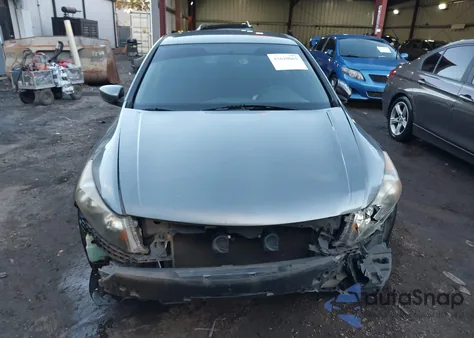 2008 Honda Accord 2.4 Lx-P z USA, uszkodzony, nr VIN 1HGCP264X8A107143